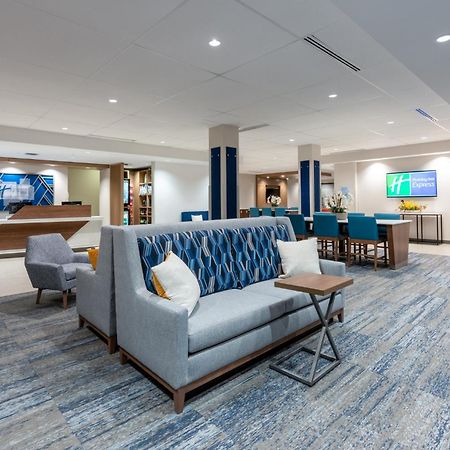 Holiday Inn Express & Suites Vaughan-Southwest By Ihg Ngoại thất bức ảnh