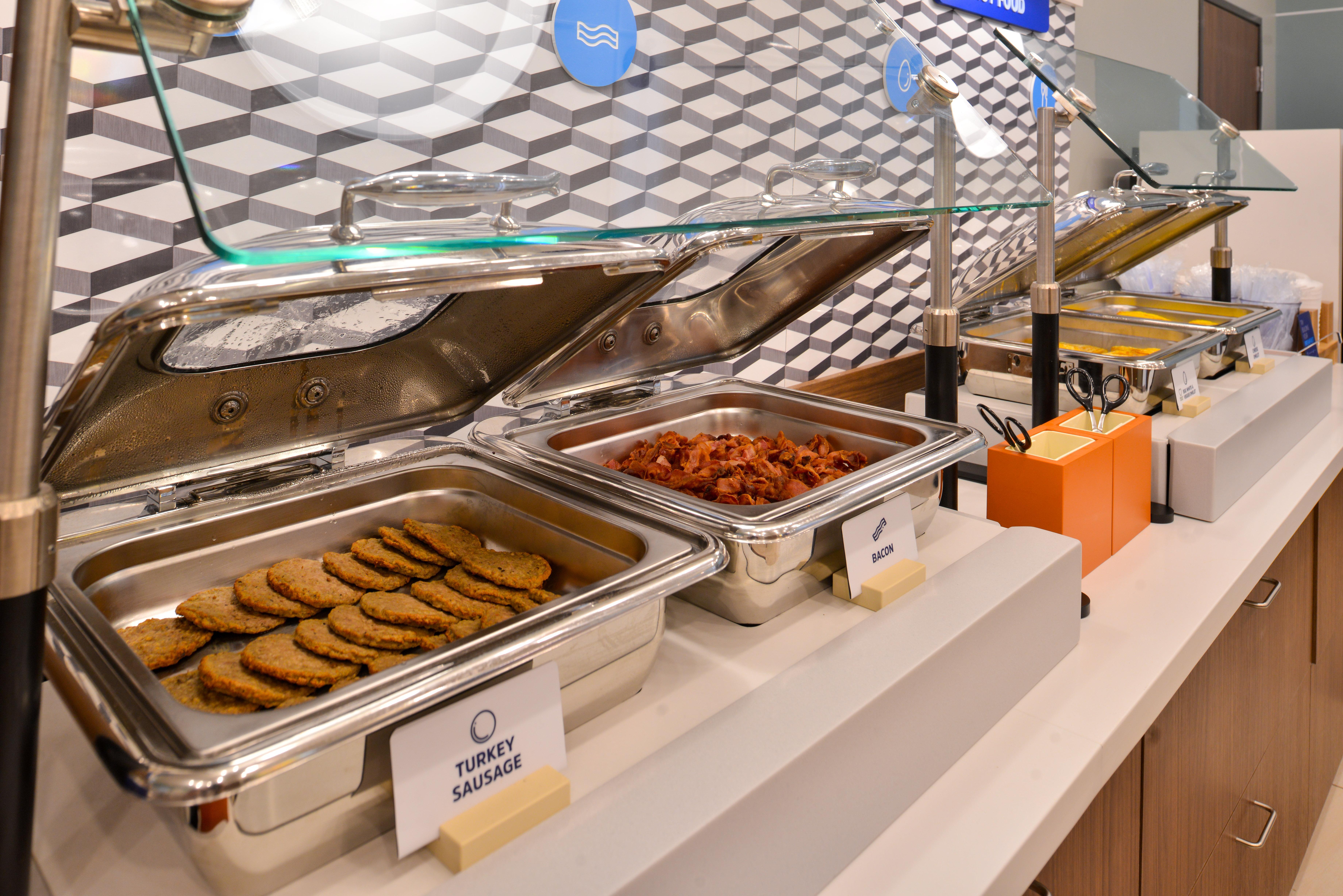 Holiday Inn Express & Suites Vaughan-Southwest By Ihg Ngoại thất bức ảnh