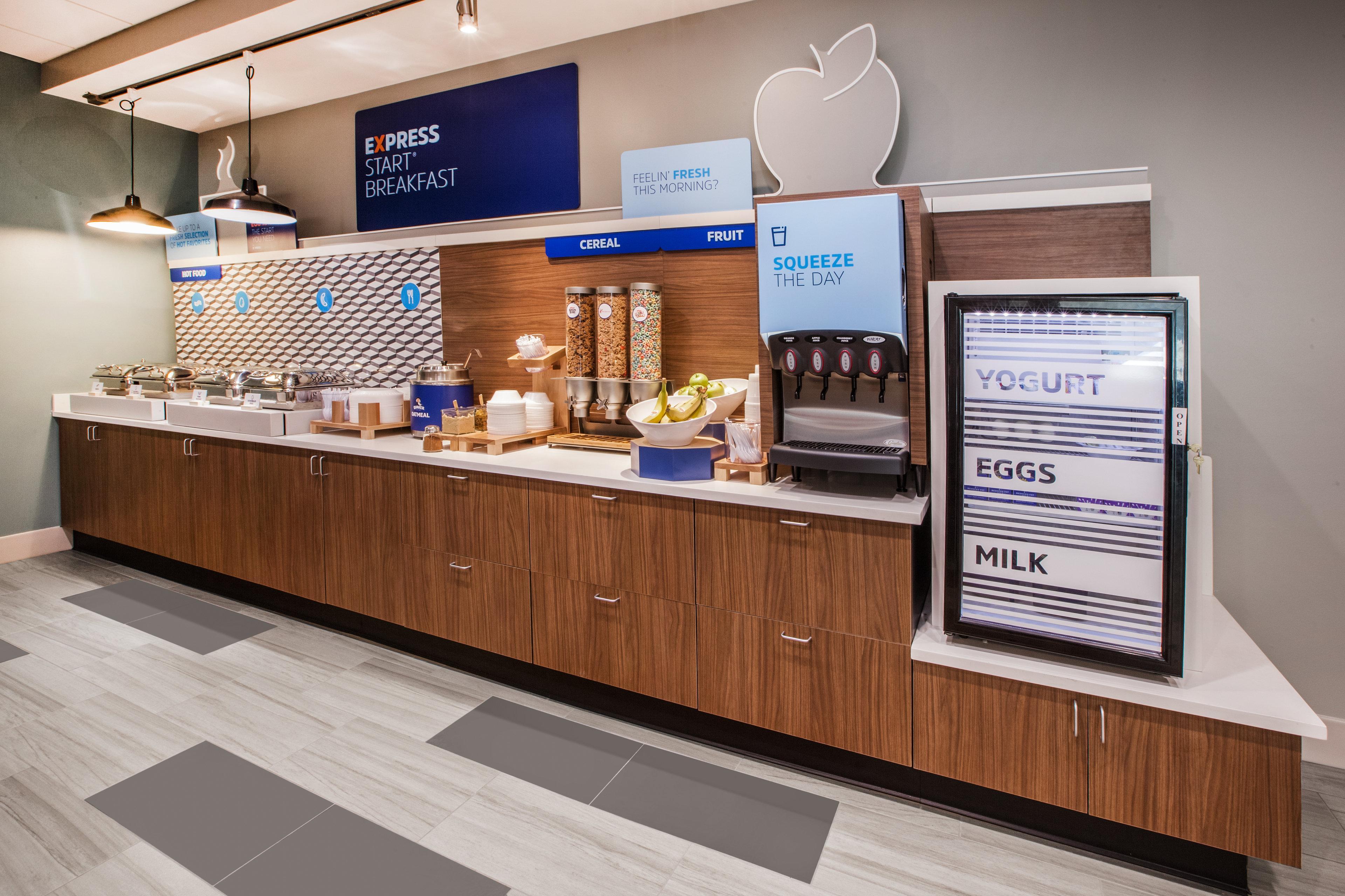 Holiday Inn Express & Suites Vaughan-Southwest By Ihg Ngoại thất bức ảnh