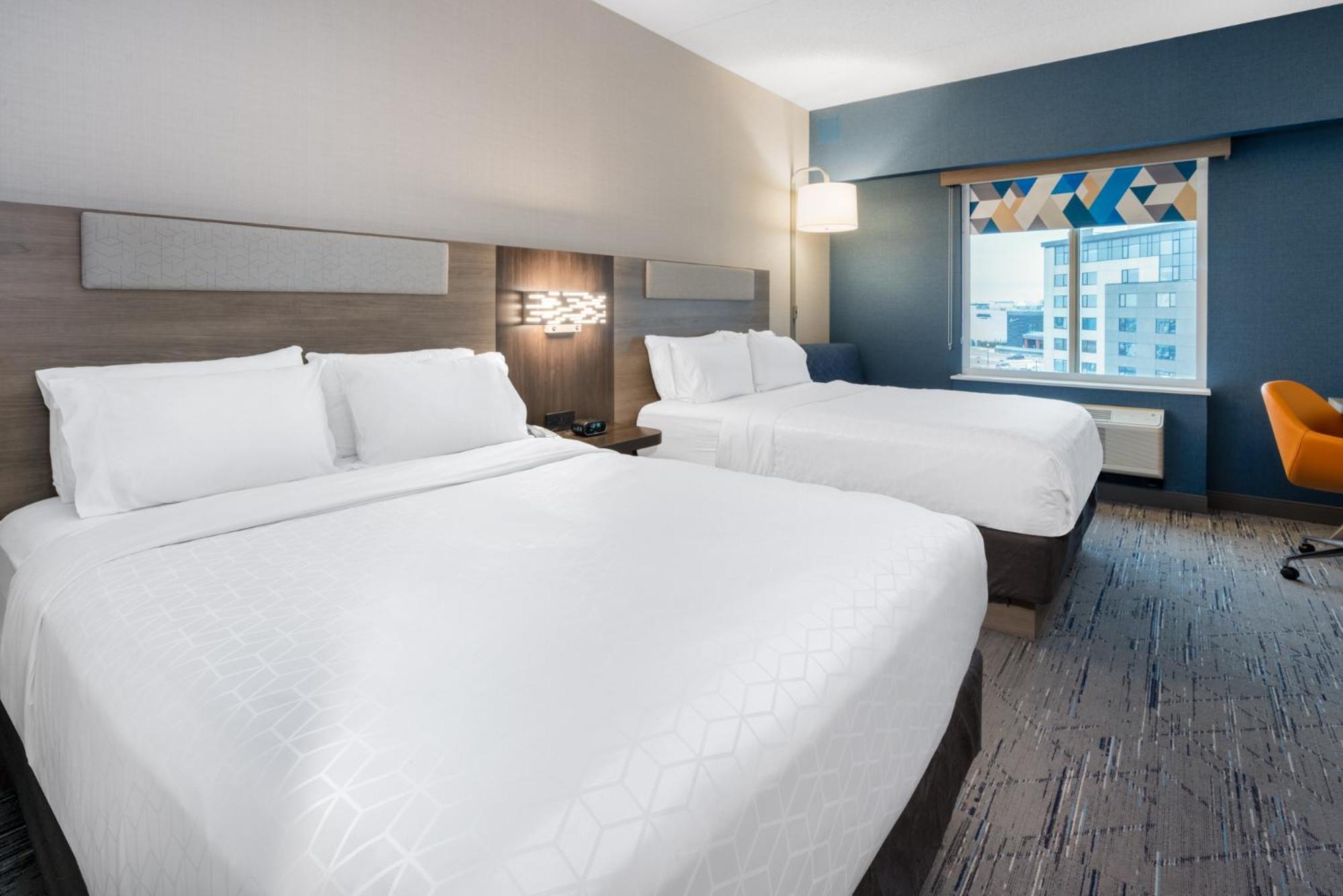 Holiday Inn Express & Suites Vaughan-Southwest By Ihg Ngoại thất bức ảnh
