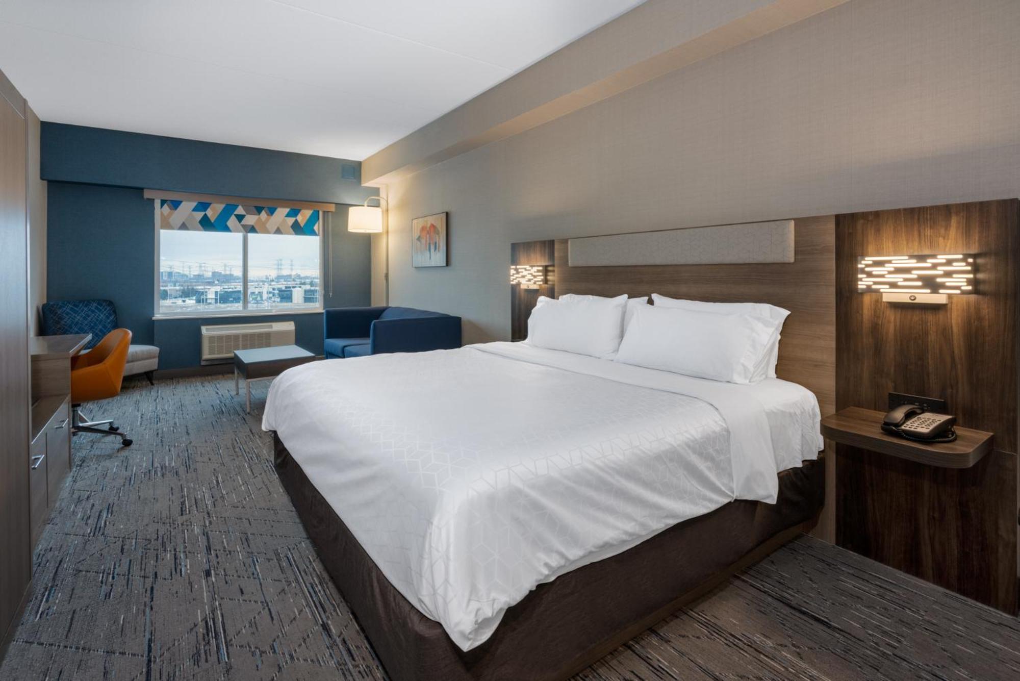 Holiday Inn Express & Suites Vaughan-Southwest By Ihg Ngoại thất bức ảnh