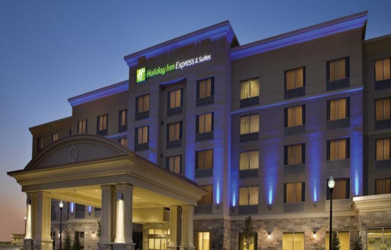 Holiday Inn Express & Suites Vaughan-Southwest By Ihg Ngoại thất bức ảnh